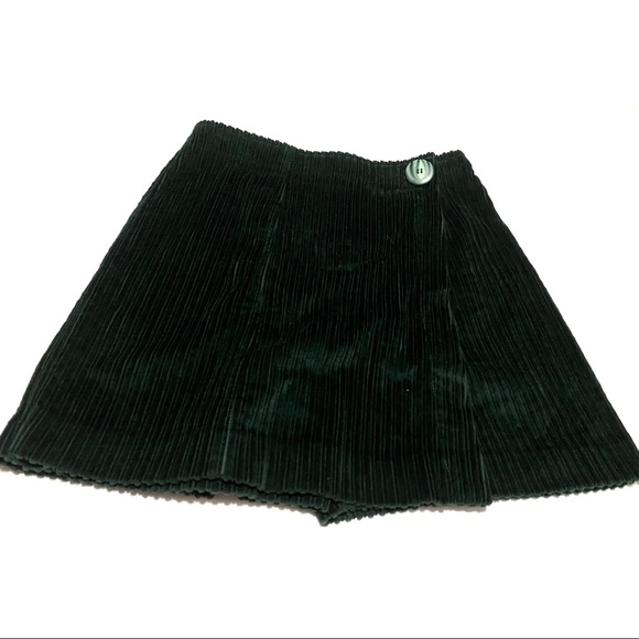 Limited Chinos Pleated Corduroy Forest Green Skort - Picture 10 of 12